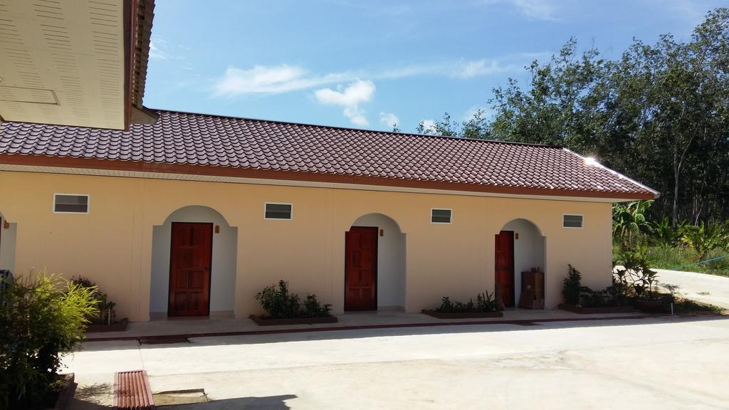 Banana Resort Sadao Экстерьер фото